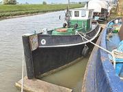 Converted Thames Tug - Duke Shore