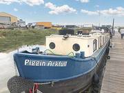 Dutch Barge Style Narrowboat - Piggin Arkful